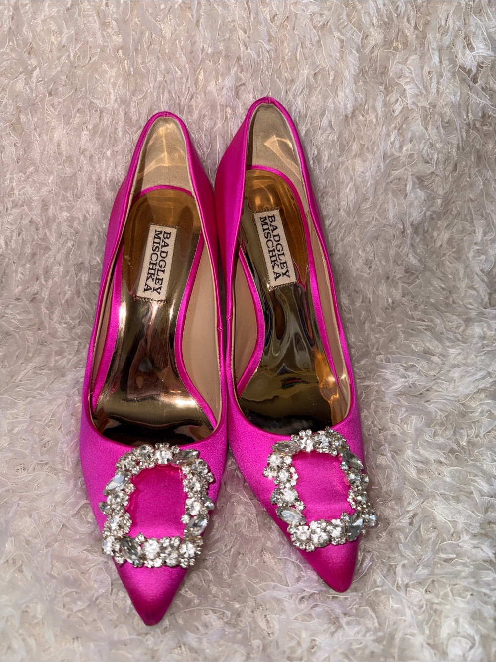 Badgley Mischka Fuchsia Satin Pointed-Toe Pumps with Crystal Buckles 💕